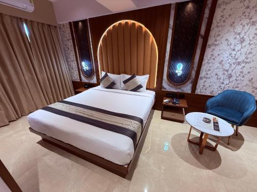 hotel saffron grand thane