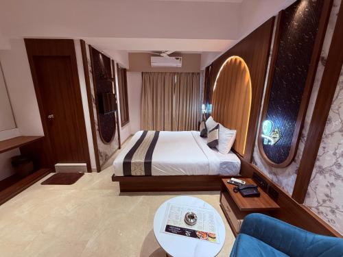 hotel saffron grand thane