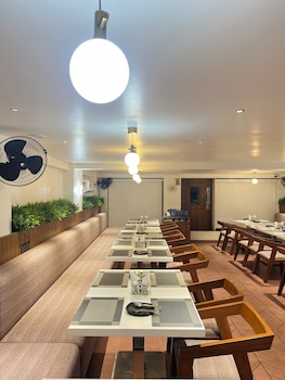 Hotel Grand Madhuram,,3 star