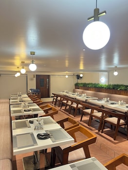 hotel grand madhuram
