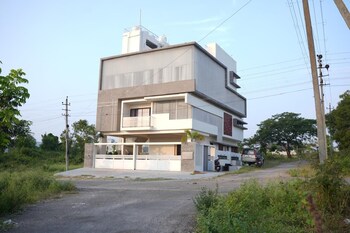 The Residence 267 Homestay,,2 star