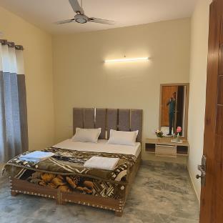 maharaja hotel and dhaba