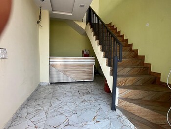 Maharaja Hotel And Dhaba,,3 star