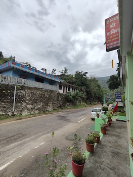 sri shakti hotel and restaurant