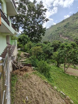 Sri Shakti Hotel & Restaurant,,3 star