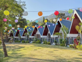 jungle walker resort