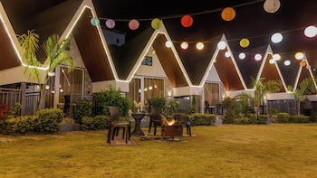 jungle walker resort