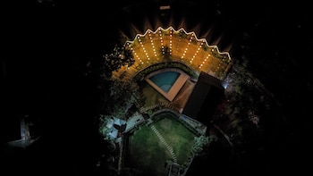 jungle walker resort