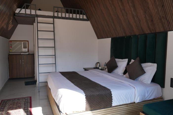 jungle walker resort