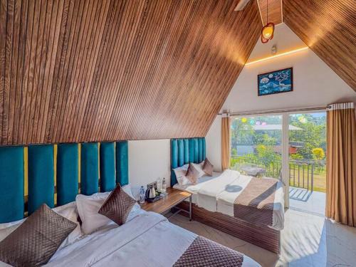 jungle walker resort