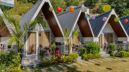 jungle walker resort