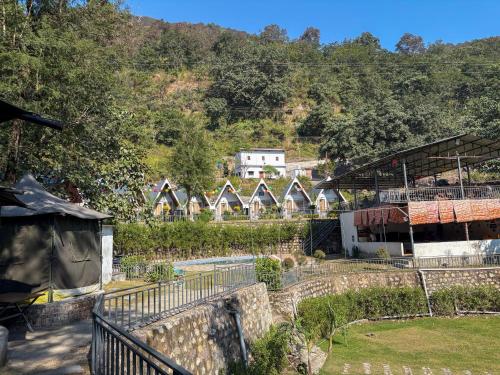 jungle walker resort