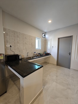 Hotel Mauris & Restaurant By Wishotel,,2 star