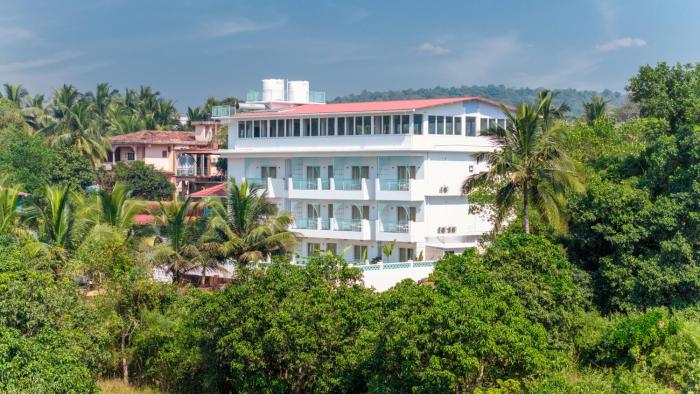 yellowstone resort arambol