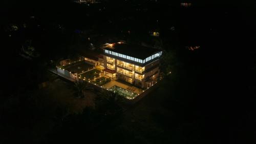 yellowstone resort arambol