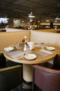 svm grand bowenpally