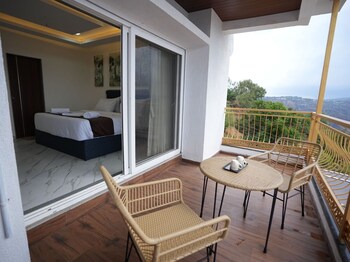 The Mansion Resort And Spa,,2 star