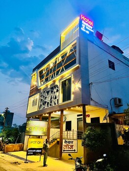 hotel keshav