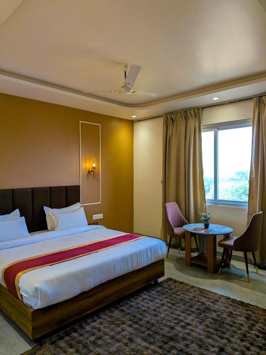 hotel aashiyana