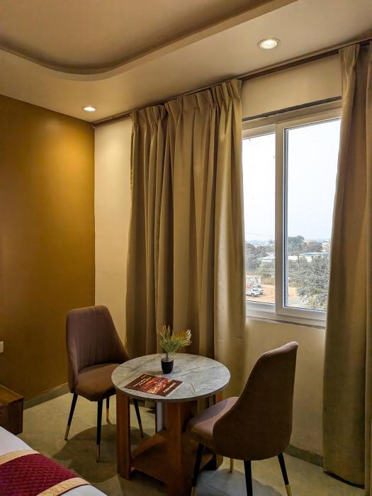 hotel aashiyana
