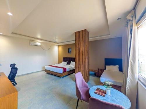 hotel aashiyana