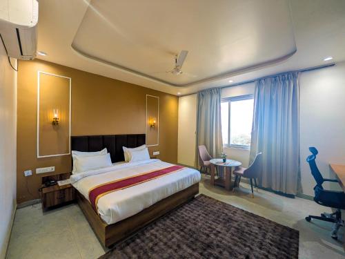 hotel aashiyana