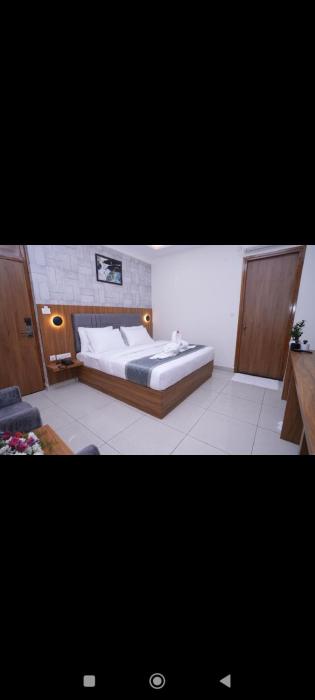 69th heaven hotel