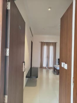 Abhushan Mahal,,2 star