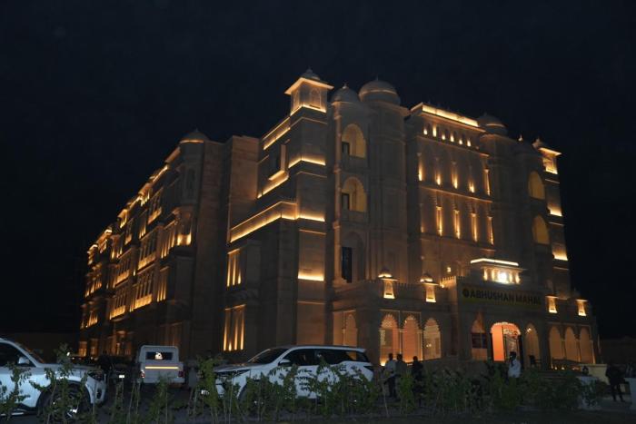 abhushan mahal