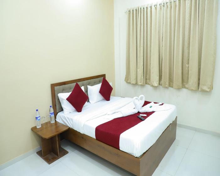 hotel devanshri rooms and restaurant