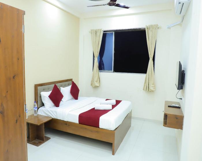 hotel devanshri rooms and restaurant
