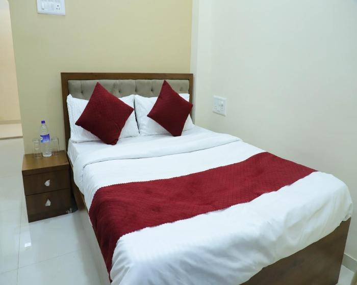 hotel devanshri rooms and restaurant
