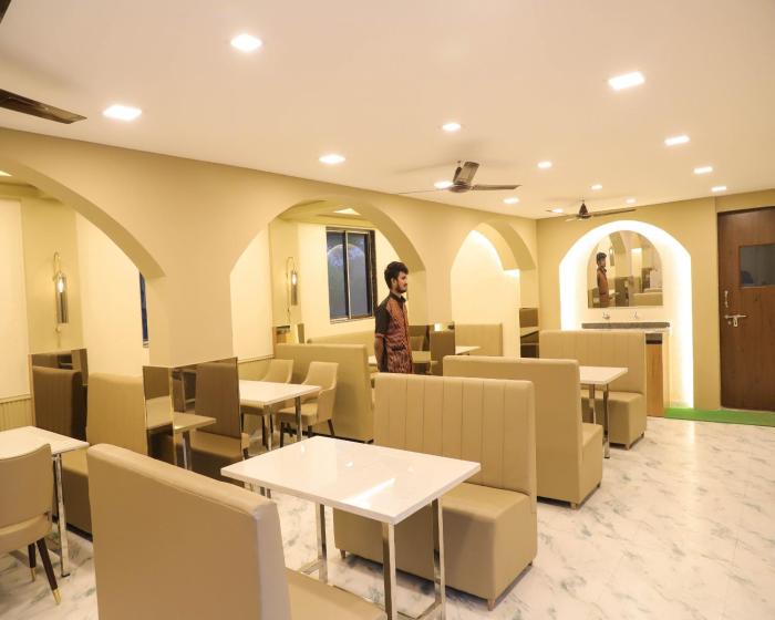 hotel devanshri rooms and restaurant