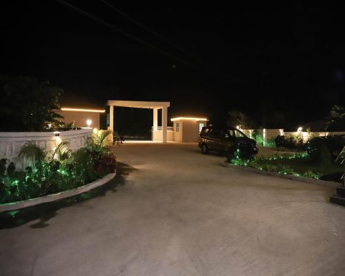 hotel devanshri rooms and restaurant