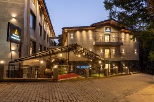 lawrence solitaire resort nainital