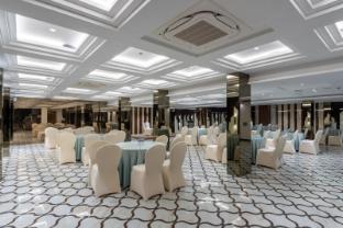 lawrence solitaire resort nainital