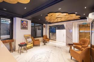 lawrence solitaire resort nainital