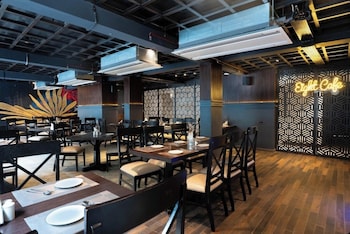 lawrence solitaire resort nainital