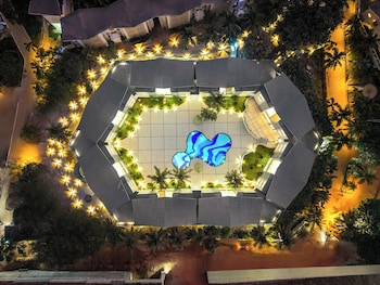 sterling arka suites puri