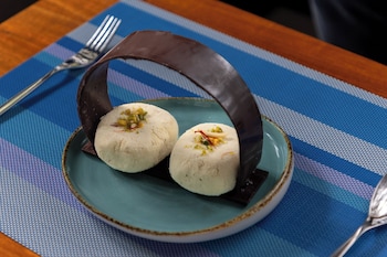 sterling arka suites puri