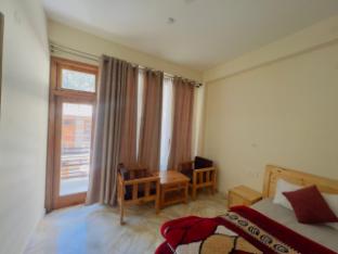 hotel kesri paradise