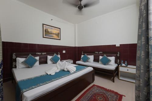 the ayodhya ji palace