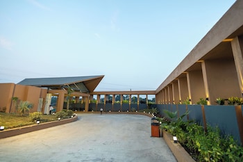 madhuvan resort
