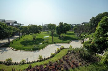 madhuvan resort