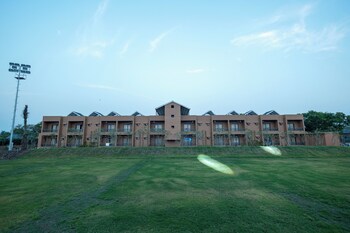 madhuvan resort