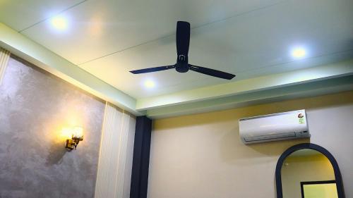 hotel shri ram ratan inn