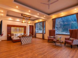 moustache select manali