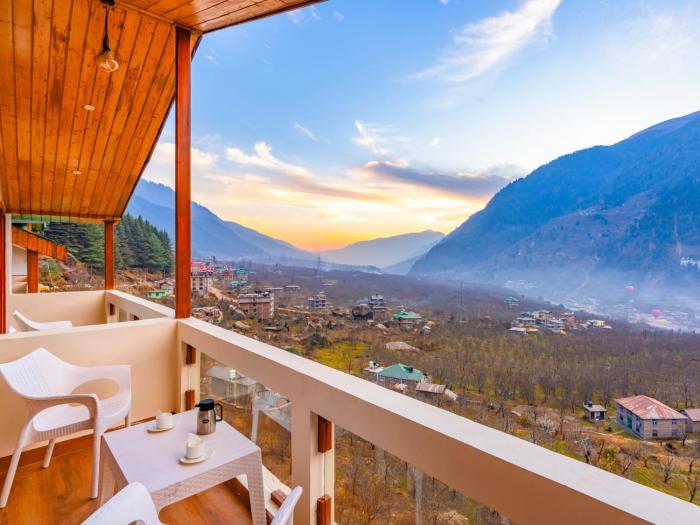 moustache select manali