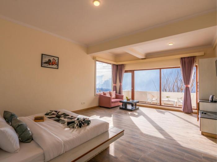 moustache select manali