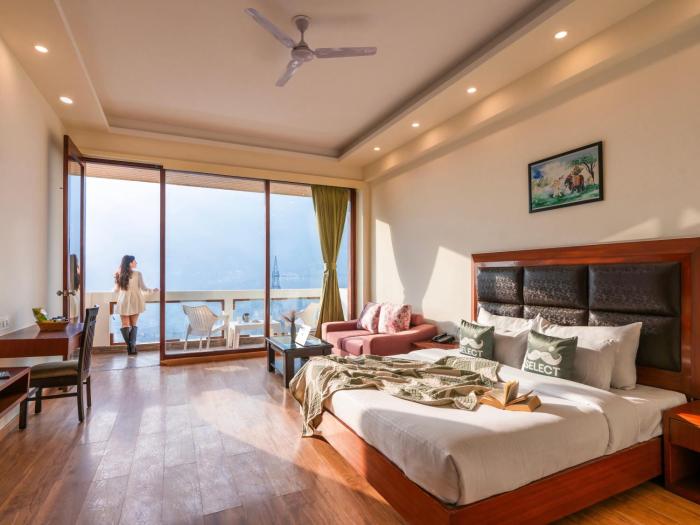 moustache select manali